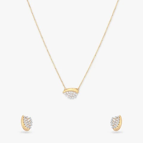 Diamond Cluster Pendant Set