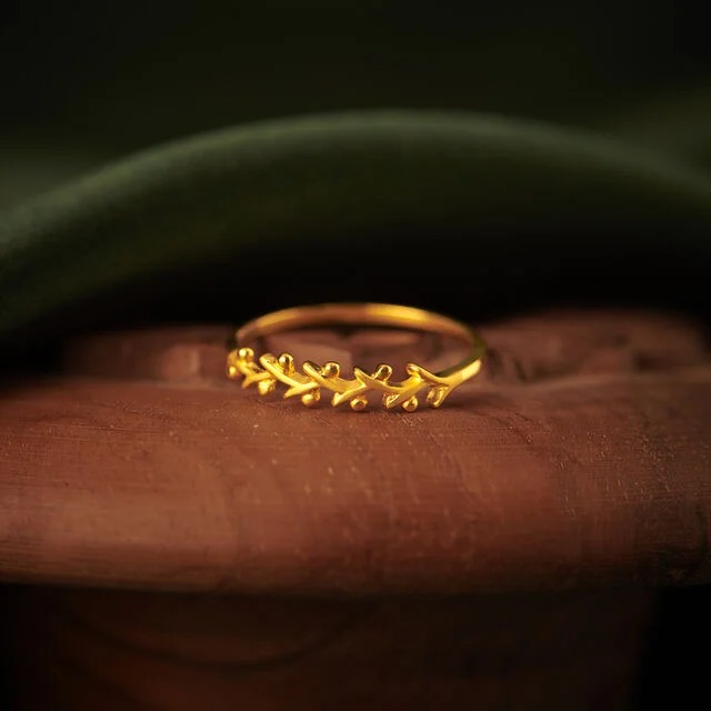 Golden Vine Ring